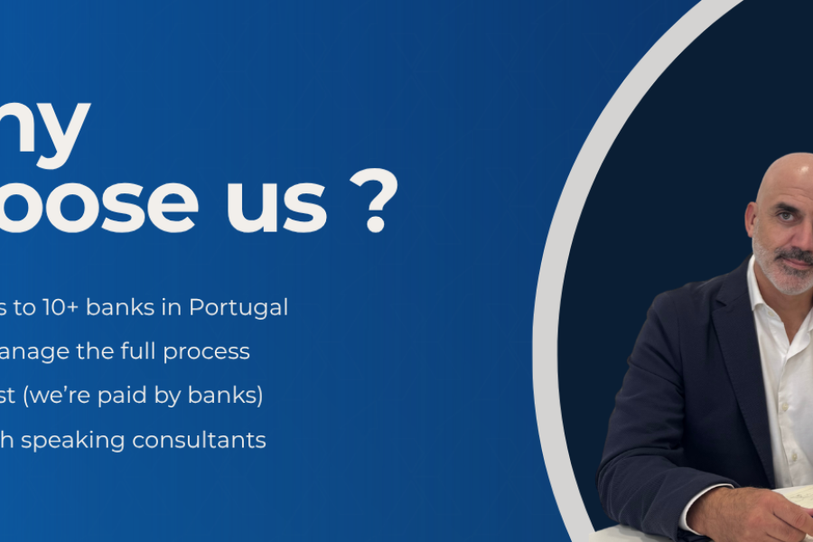 Banner corporativo da MaxFinance Best Choice com o título “Why choose us?”. À esquerda, são destacadas as vantagens: acesso a mais de 10 bancos em Portugal, gestão completa do processo, sem custos para o cliente e consultores que falam inglês. À direita, dois consultores, um homem e uma mulher, sentados à mesa, transmitem profissionalismo e confiança.